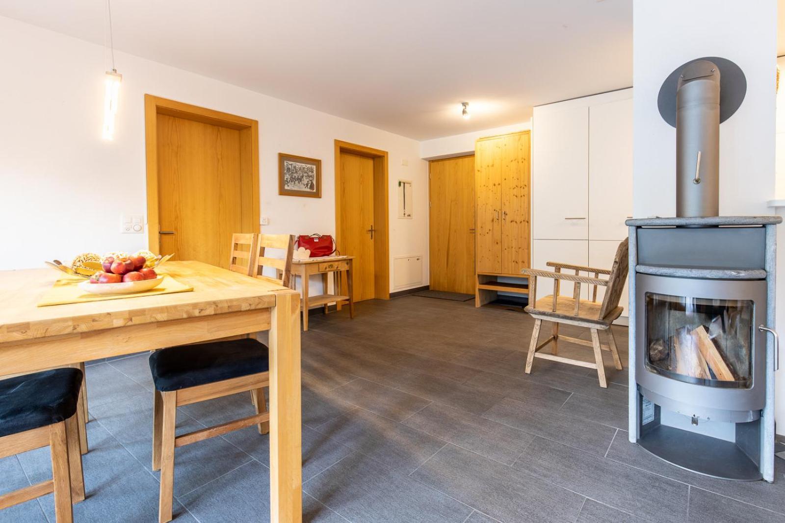 La Stuevetta Apartment Scuol Exterior photo